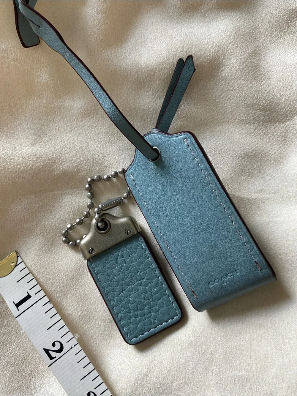Coach 1941 Cloud Hangtag & Clochette Glovetanned Leather Oxblood Interior Blue